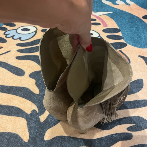 Dolce Vita booties - Picture 4 of 5